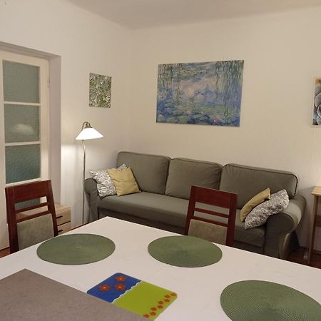Zsuzsa Apartman Budapest Exterior foto